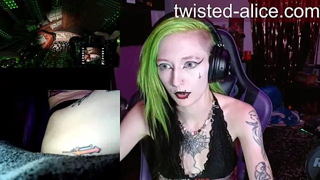 Twisted_Alice live
