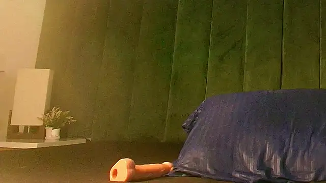 Alana_Petite_ profile