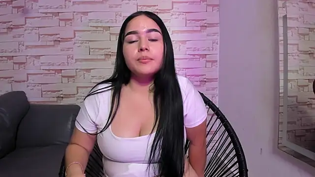 megan_jenner18_ live