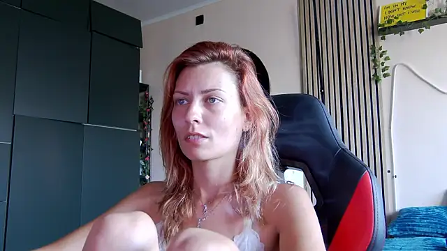karo123421 live