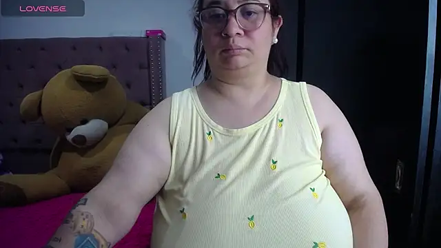 kattybbwbigboobs_ live