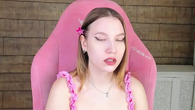 LiliLinn live