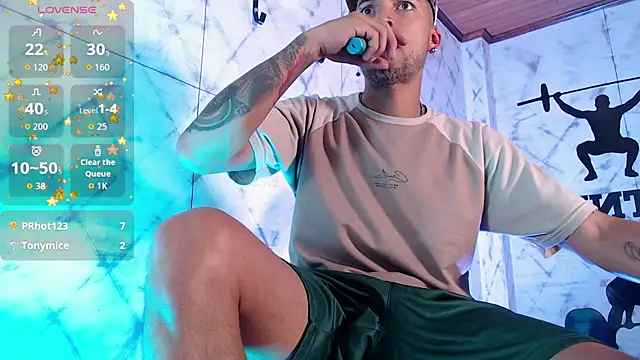 DrakeNeumann live