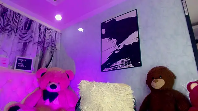 Julia_Bulette1 live
