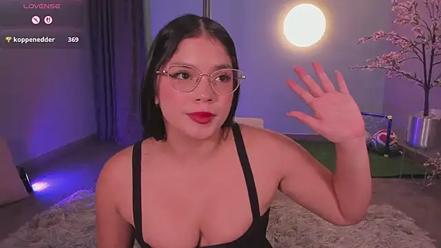 Hailey-Fox live