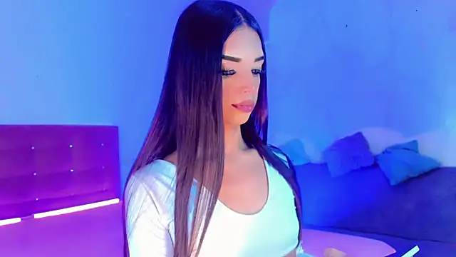AllizaLowy live