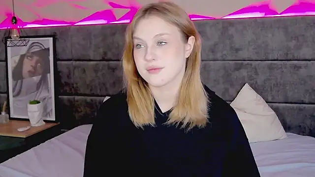 CaitlinSugar live