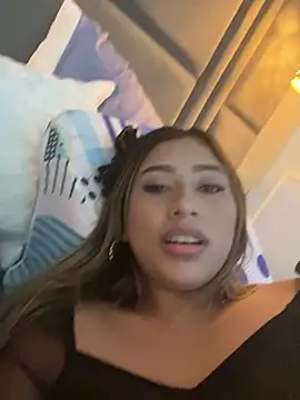 MaddyStonee_ live