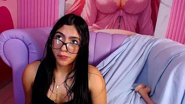 Holly_Watson_ live