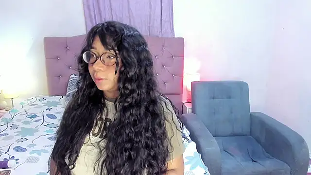 Latinabombsheell live
