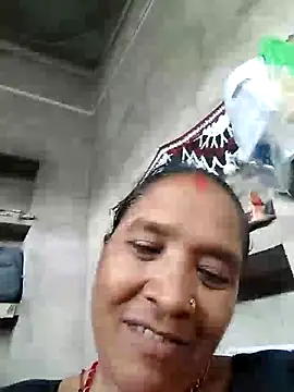 Loomaraj live