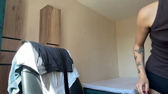 DeboraWedgworth live