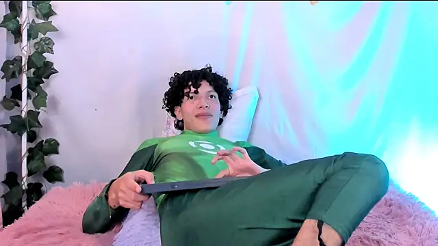 Im_Alejo live