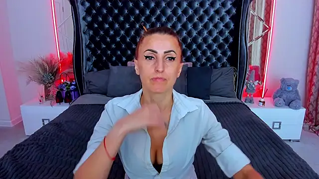 Rebecca_Diamond live