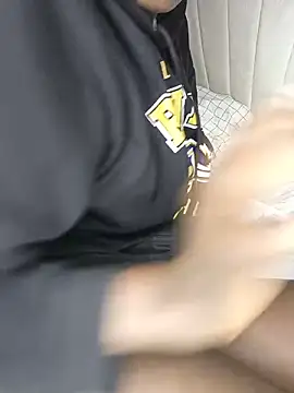 SquirtQueen16 live