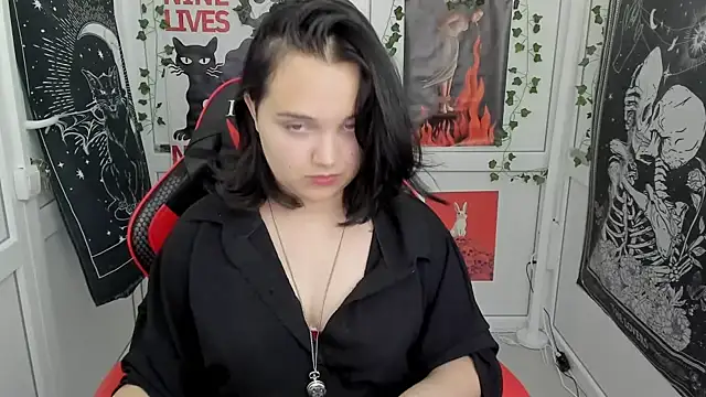 Caroline_cutte live