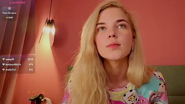 Bella_Stewarttt live