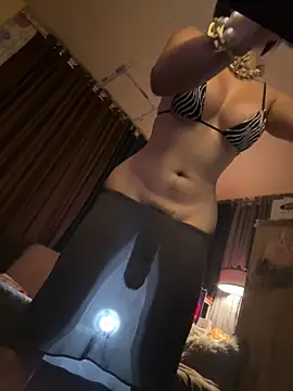 Your_dreambabe live