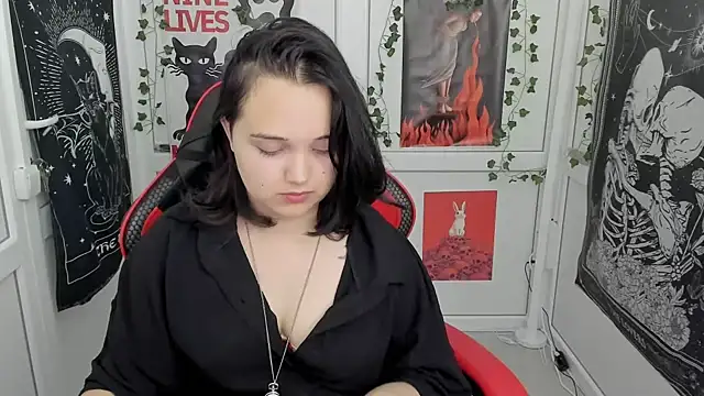 Caroline_cutte live