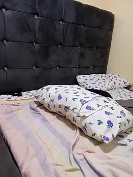AnalHoleQueen69 live