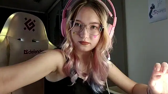 FunnyLila profile