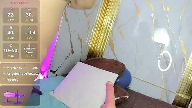 dianamilf live