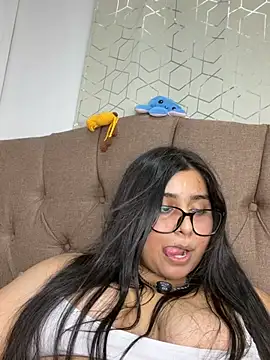virginbrunette99 live