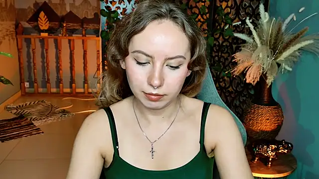 JasmineMilko live