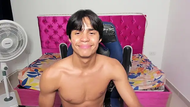 skinny_sam live