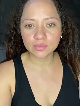 Jannieth live