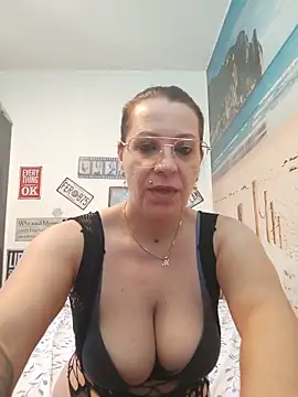 SugarDiamonds live