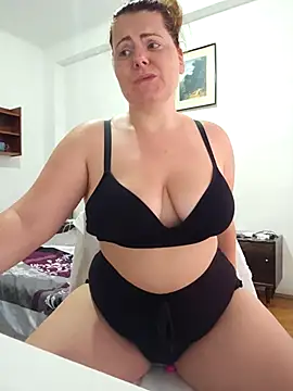 KarlyGray10 live
