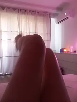LauraDelightX live