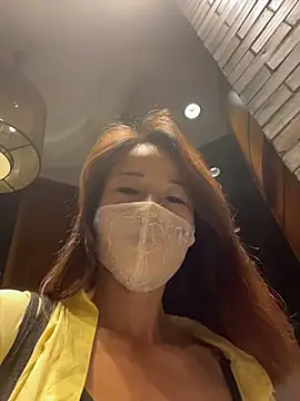 kiss_loo live