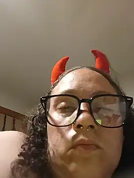 Sluttycatwomen live