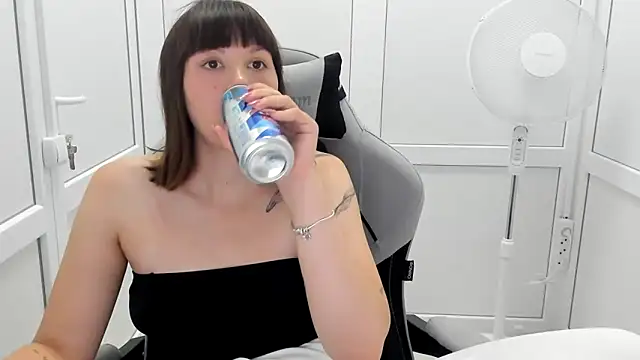 Vanilla_Vixen live