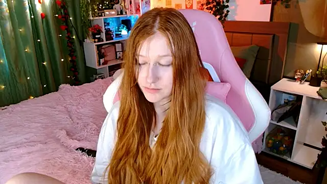 Ayla_Hicks live