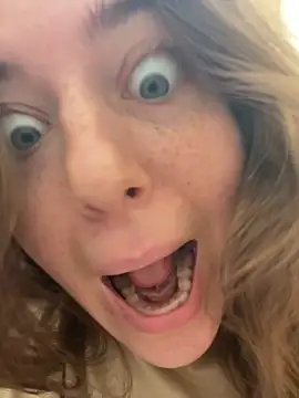 kate_nicepops333221 live