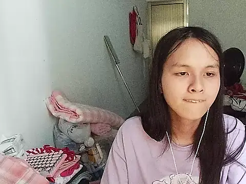 RebelAura live