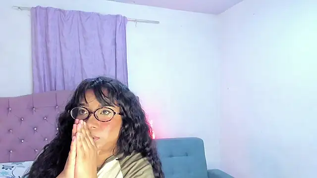 Latinabombsheell live