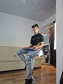 Darwinstark_ live