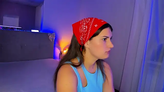 Laura_Leee live