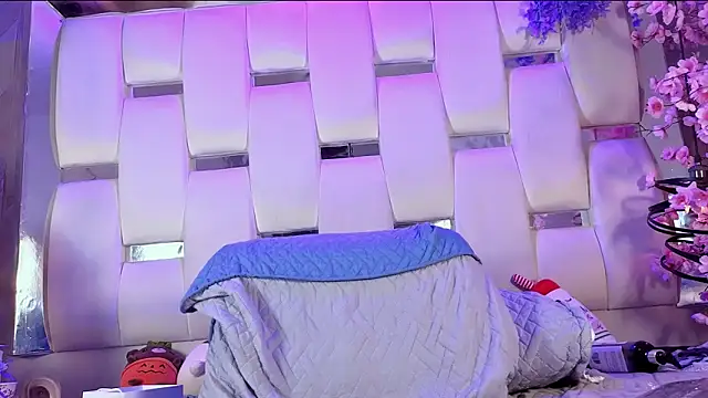 SaraMartini1 live