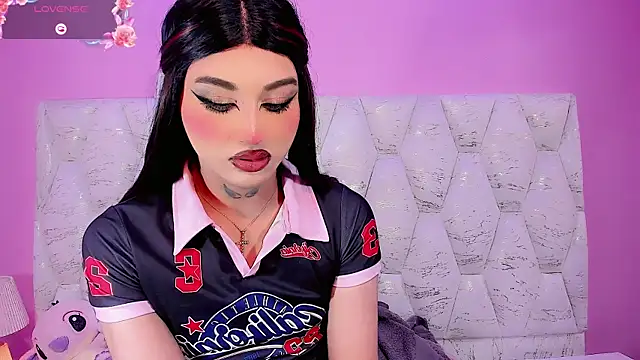 Lexxy_Mattell live