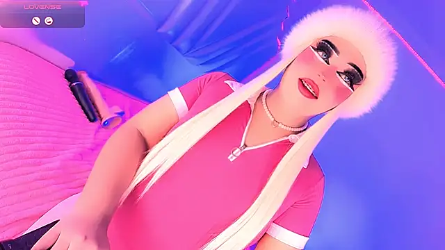 Valentina_Smith1_ live