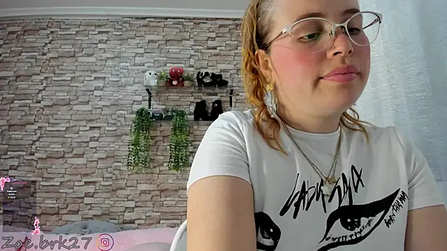 Zoe_brk live