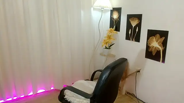 FuckingDolls69 live