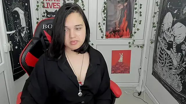 Caroline_cutte live