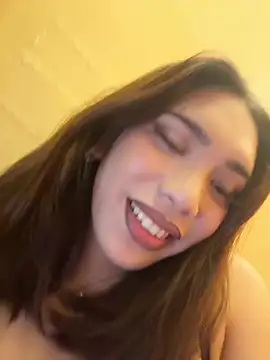 SideChick_Bunny live