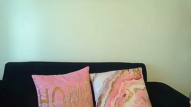 EnchantingLisa live